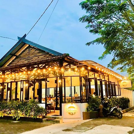 Belaya Hotel 제파라 외부 사진